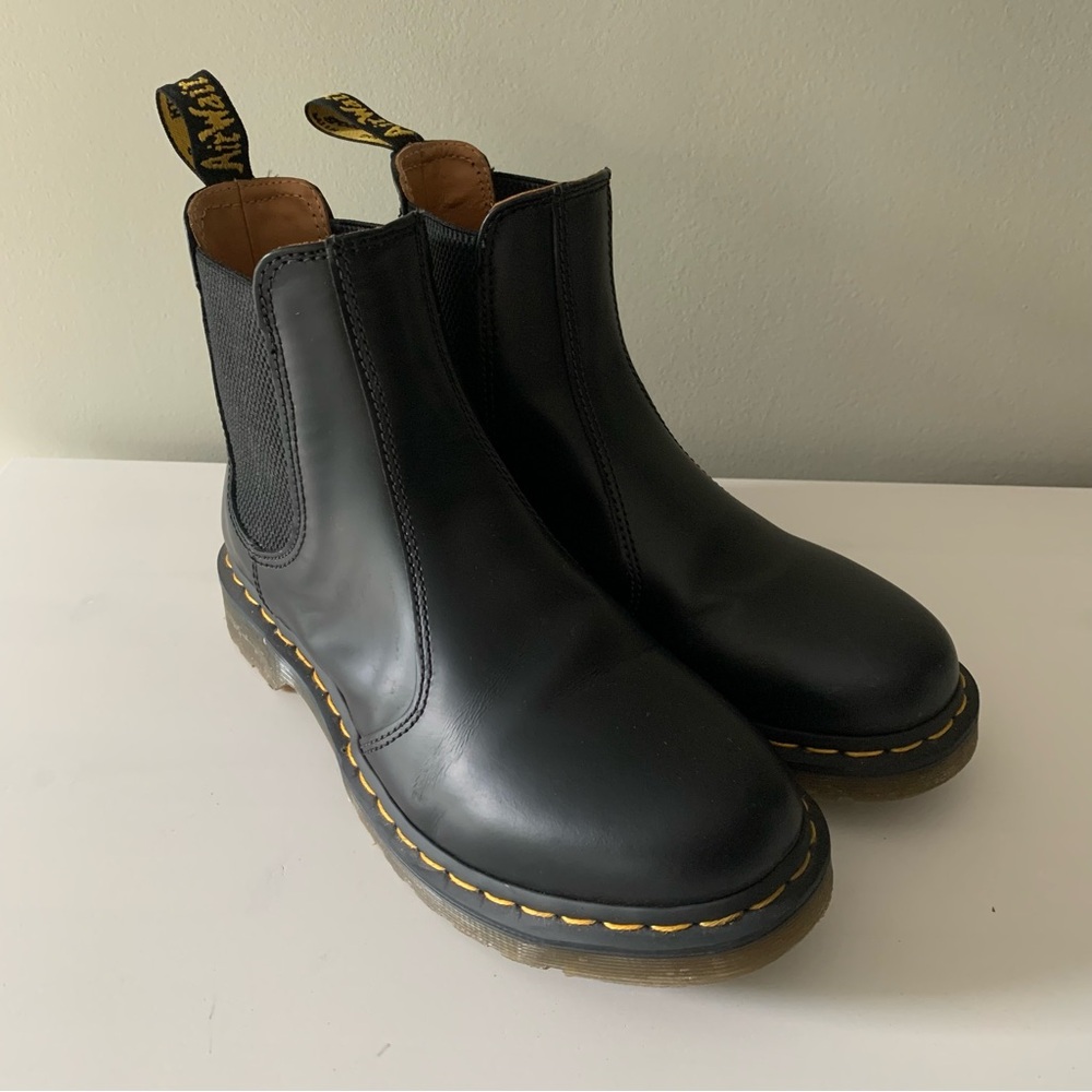 Dr. Martens Chelsea Boot, black, size 9
